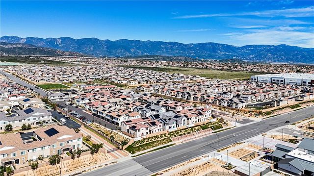 16651 Snowdrop 1, Fontana, CA 92336