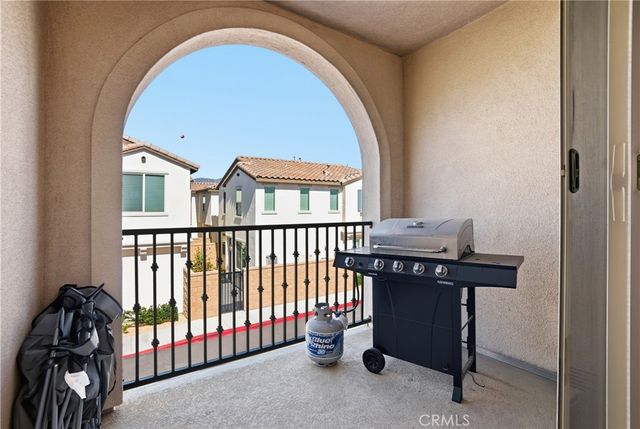16651 Snowdrop 1, Fontana, CA 92336