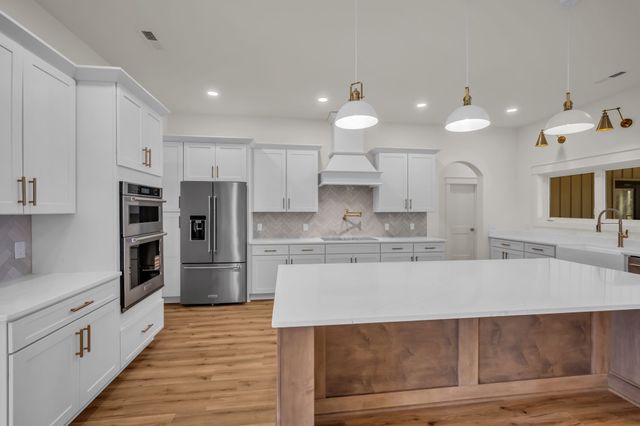 1224 Mason Bates Bend Rd, Centerville, TN 37033