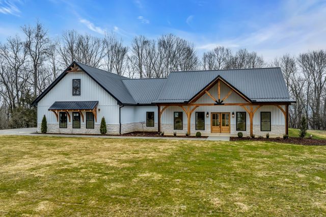 1224 Mason Bates Bend Rd, Centerville, TN 37033