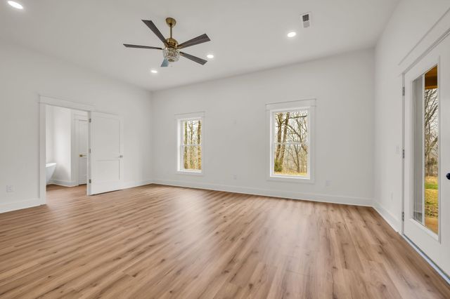 1224 Mason Bates Bend Rd, Centerville, TN 37033