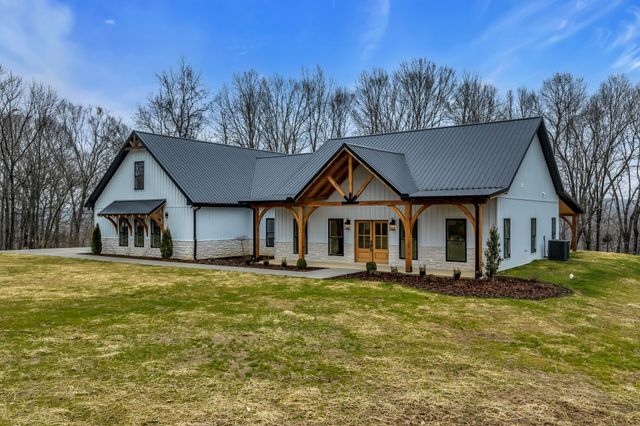 1224 Mason Bates Bend Rd, Centerville, TN 37033