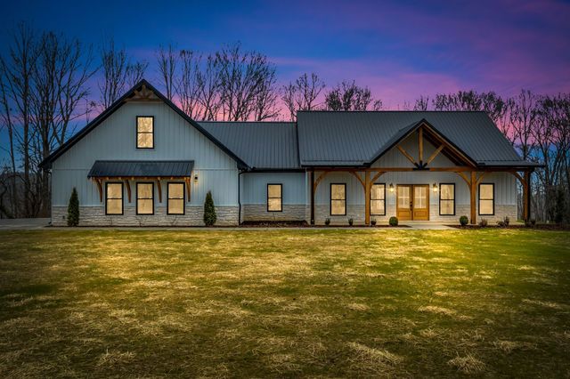 1224 Mason Bates Bend Rd, Centerville, TN 37033
