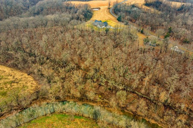 1224 Mason Bates Bend Rd, Centerville, TN 37033