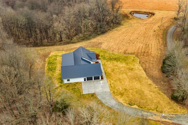 1224 Mason Bates Bend Rd, Centerville, TN 37033