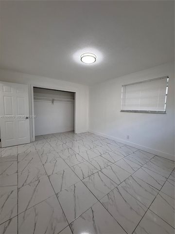 6071 SW 33rd St 4, Miramar, FL 33023