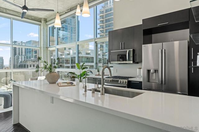 1025 Island Ave 704, San Diego, CA 92101
