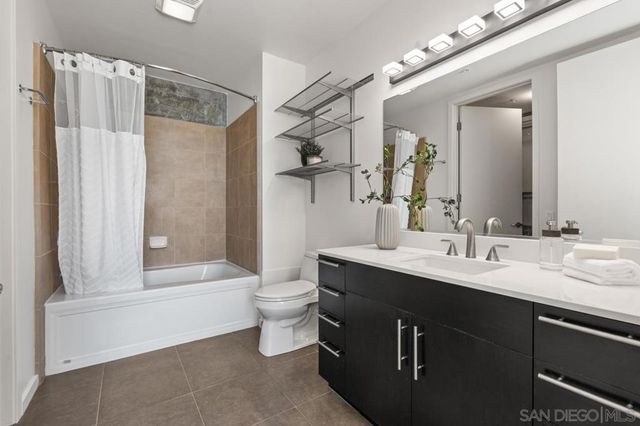 1025 Island Ave 704, San Diego, CA 92101