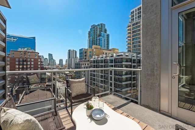 1025 Island Ave 704, San Diego, CA 92101