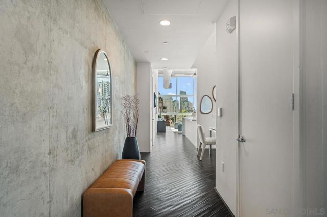 1025 Island Ave 704, San Diego, CA 92101