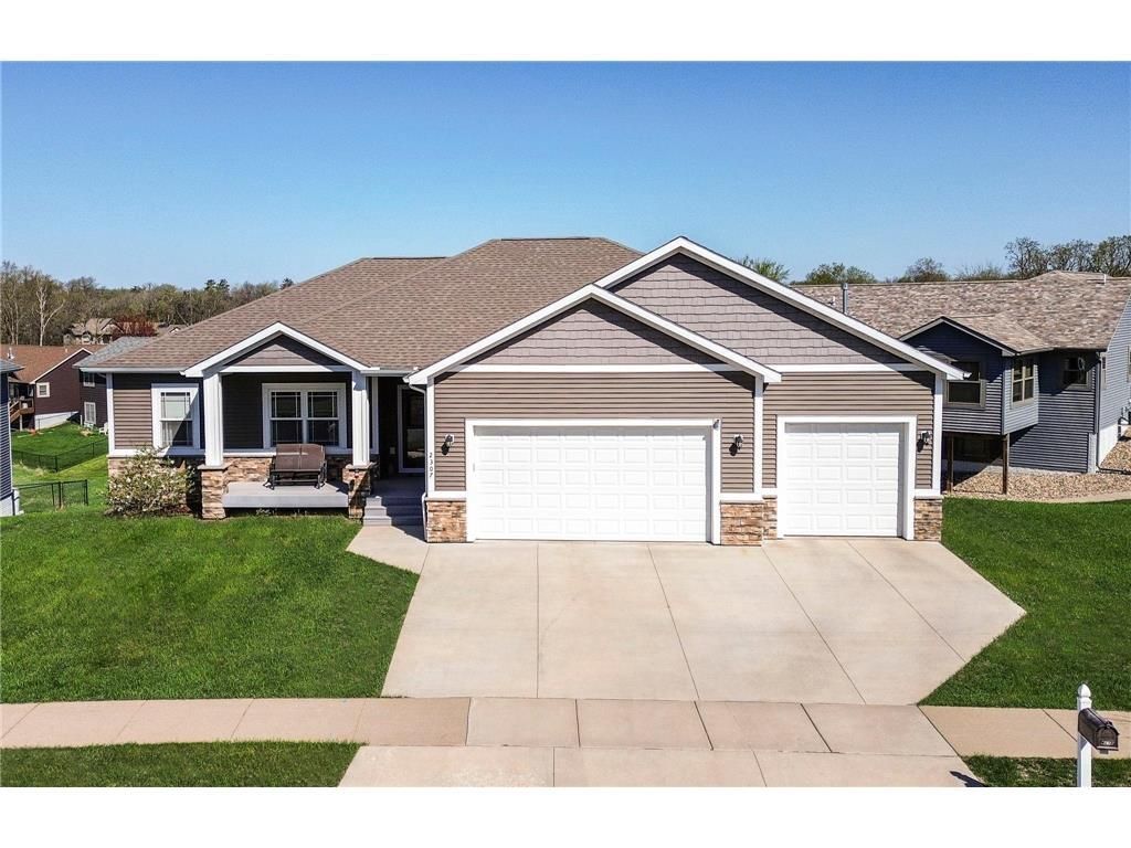2307 Aurora Circle, River Falls, WI 54022