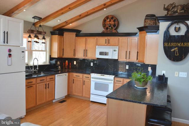 400 LOCUST RIDGE, Moorefield, WV 26836