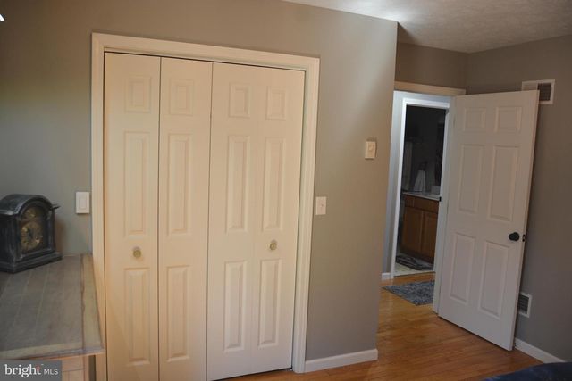 400 LOCUST RIDGE, Moorefield, WV 26836