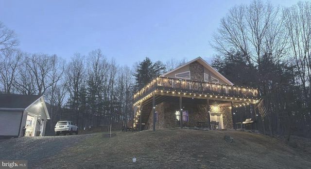 400 LOCUST RIDGE, Moorefield, WV 26836