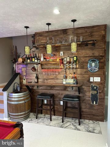 400 LOCUST RIDGE, Moorefield, WV 26836