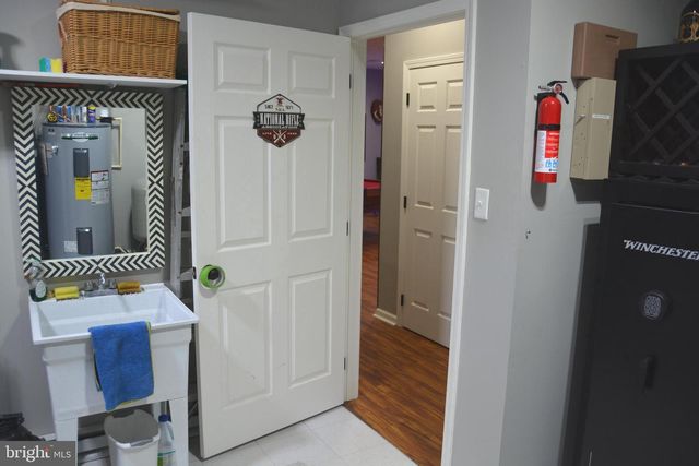 400 LOCUST RIDGE, Moorefield, WV 26836