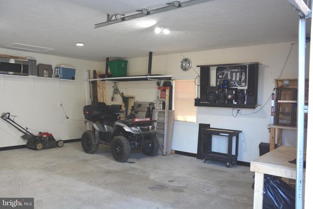 400 LOCUST RIDGE, Moorefield, WV 26836