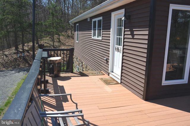 400 LOCUST RIDGE, Moorefield, WV 26836