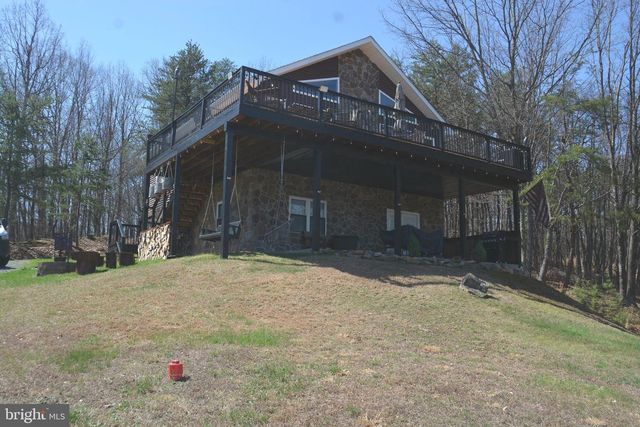 400 LOCUST RIDGE, Moorefield, WV 26836