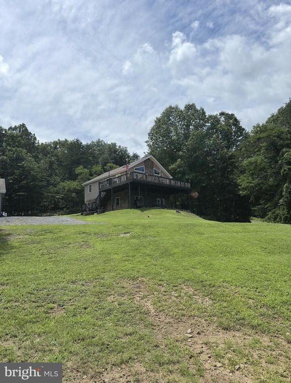 Image 87 of property listing at 400 LOCUST RIDGE, Moorefield, WV 26836