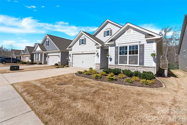 5043 Antebellum Drive, Iron Station, NC 28080