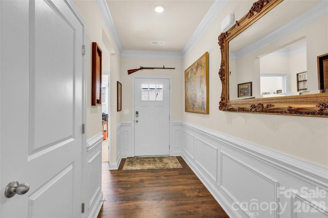 5043 Antebellum Drive, Iron Station, NC 28080