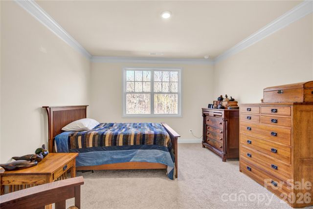 5043 Antebellum Drive, Iron Station, NC 28080