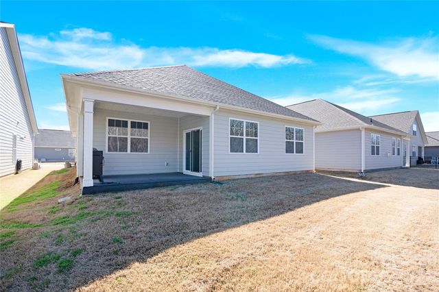 5043 Antebellum Drive, Iron Station, NC 28080