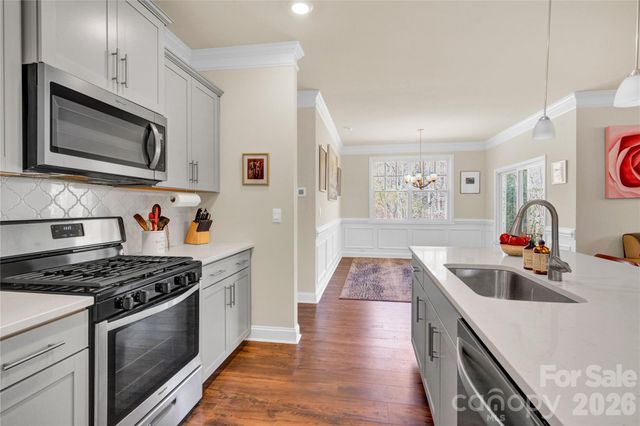 5043 Antebellum Drive, Iron Station, NC 28080