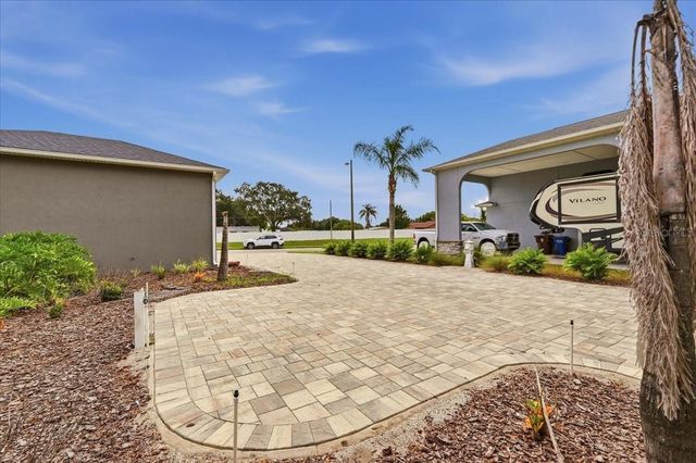 122 LAYNEWADE ROAD, Polk City, FL 33868