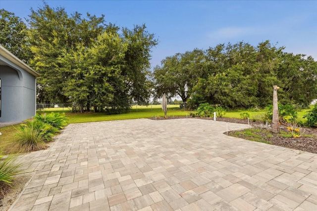 122 LAYNEWADE ROAD, Polk City, FL 33868