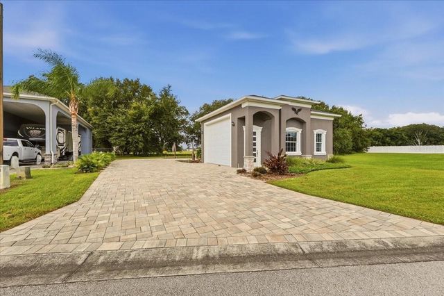 122 LAYNEWADE ROAD, Polk City, FL 33868