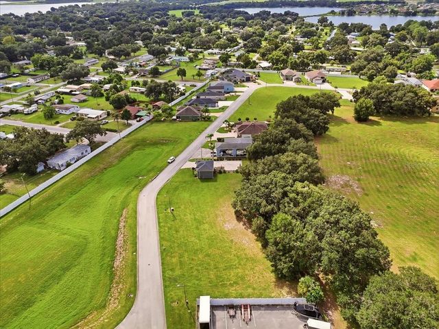 122 LAYNEWADE ROAD, Polk City, FL 33868