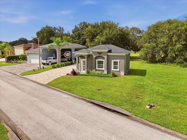 122 LAYNEWADE ROAD, Polk City, FL 33868