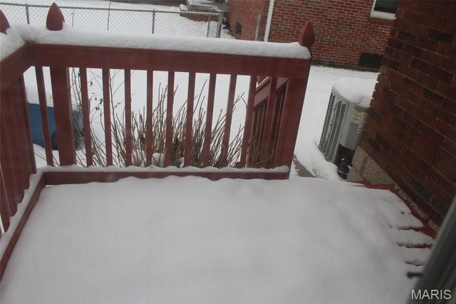 2719 Gerson Avenue, Godfrey, IL 62035