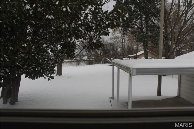 2719 Gerson Avenue, Godfrey, IL 62035