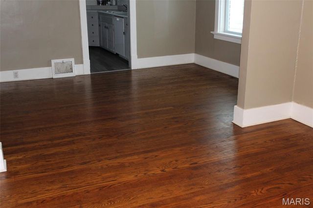 2719 Gerson Avenue, Godfrey, IL 62035