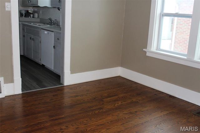 2719 Gerson Avenue, Godfrey, IL 62035