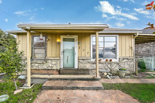 232 N Normandale Street, White Settlement, TX 76108