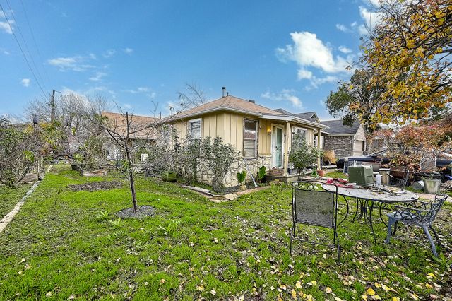 232 N Normandale Street, White Settlement, TX 76108