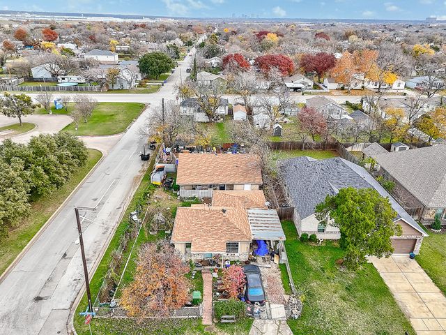 232 N Normandale Street, White Settlement, TX 76108