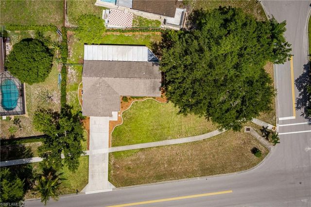 3121 Orange Grove TRL, Naples, FL 34120