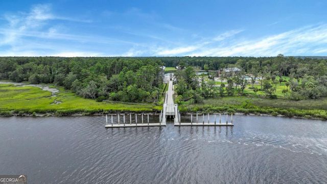 98 Small Pine Lane, Richmond Hill, GA 31324