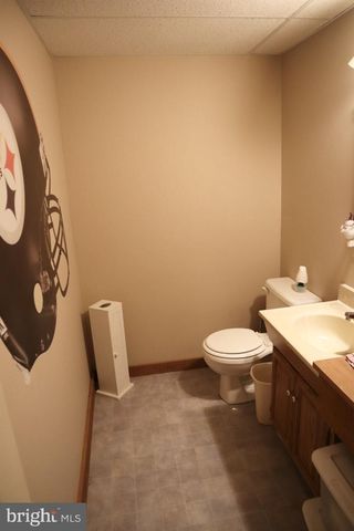 218 PUTTERS CIRCLE, Dillsburg, PA 17019