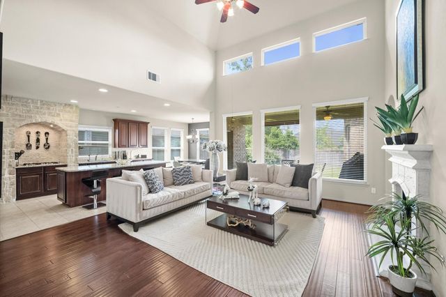 58 W Canyon Wren Circle, Spring, TX 77389