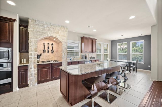 58 W Canyon Wren Circle, Spring, TX 77389