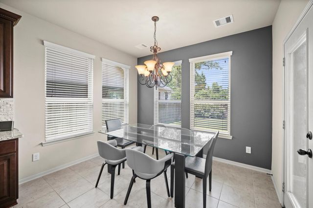 58 W Canyon Wren Circle, Spring, TX 77389