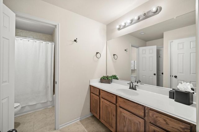 58 W Canyon Wren Circle, Spring, TX 77389