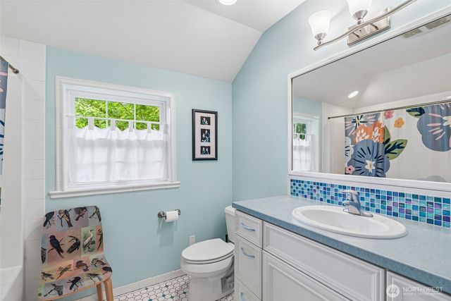 2655 Pacific Way, Longview, WA 98632