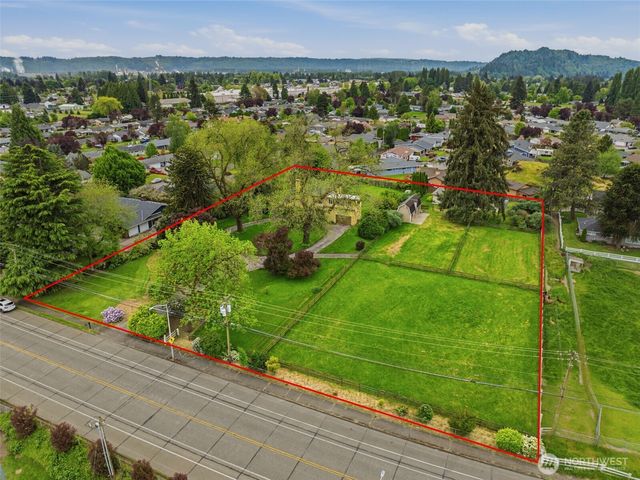2655 Pacific Way, Longview, WA 98632
